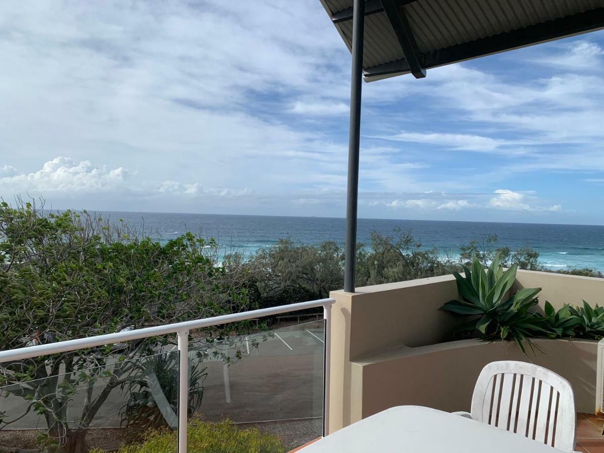 Aqua Promenade Beachfront Holiday Apartments Sunrise Beach Exterior photo