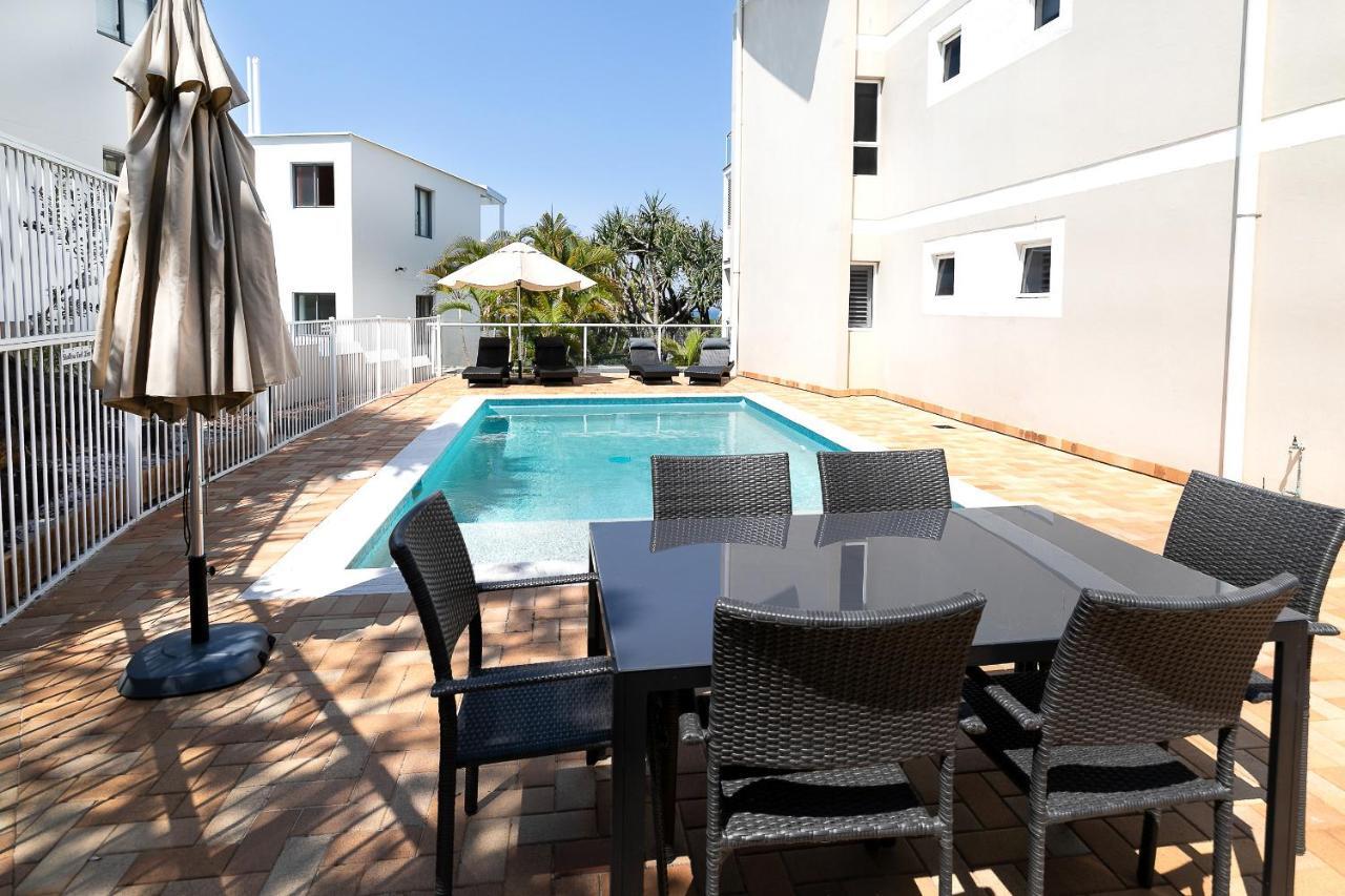 Aqua Promenade Beachfront Holiday Apartments Sunrise Beach Exterior photo